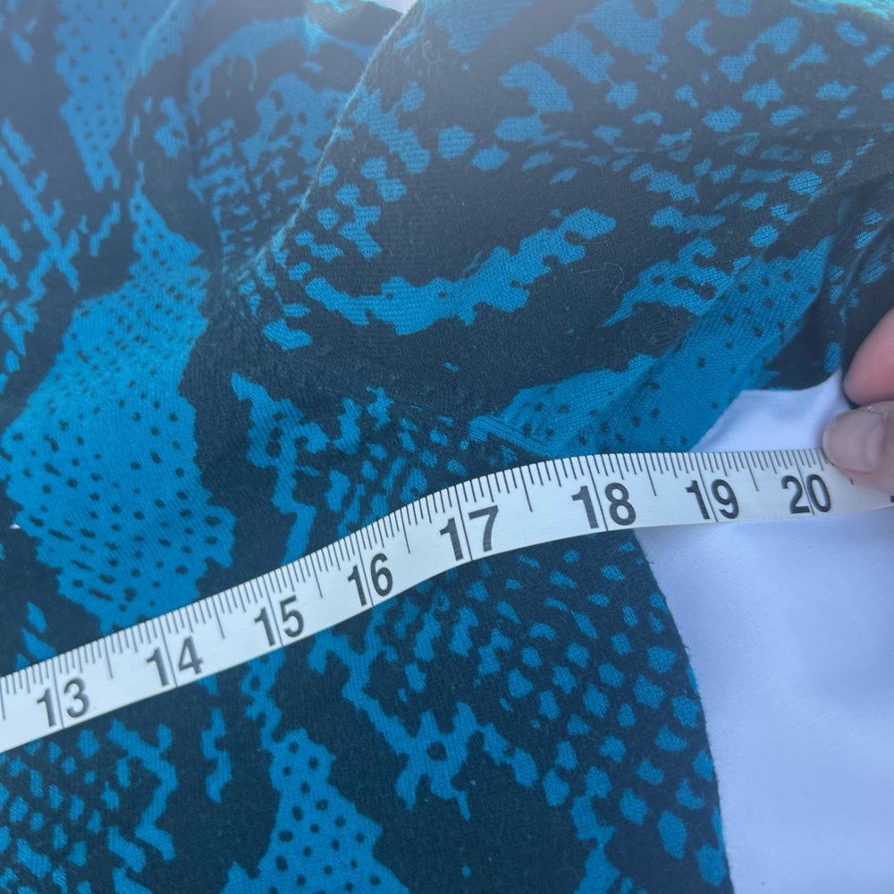 Express Design Studio M Animal Print Python Cardi… - image 6